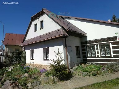 Prodej rodinného domu 200 m², pozemek 1072 m² Libušina, Svratka