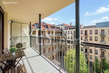 Pronájem kanceláře 168 m² Štefánikova, Praha - Smíchov