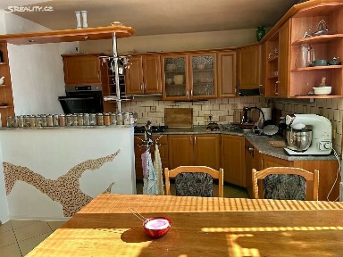 Prodej rodinného domu 200 m², pozemek 1927 m² Žlutava