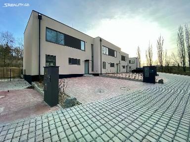 Praha, Praha 9, Hrdlořezy, Za mosty, 19