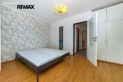 Pronájem bytu 2+kk 47 m² U letiště, Praha - Ruzyně