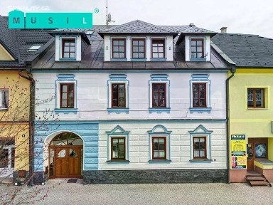 Prodej činžovního domu 570 m² náměstí 9. května, Moravský Beroun
