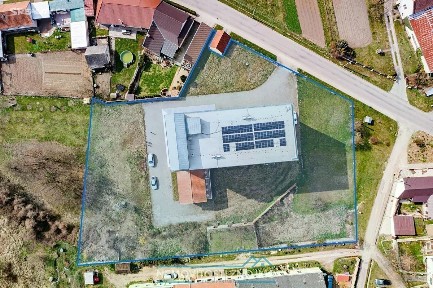 Prodej obchodního prostoru 3355 m²