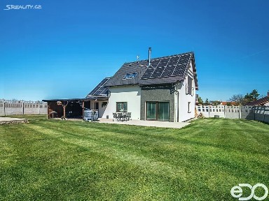Prodej rodinného domu 135 m², pozemek 833 m² Kozomín