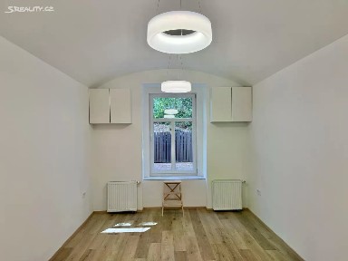Prodej bytu 1+1 29 m² Hartigova, Praha - Žižkov