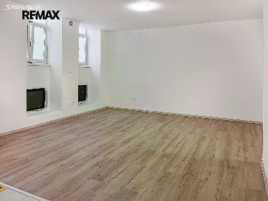 Prodej komerční nemovitosti 37 m² Burešova, Brno - Veveří
