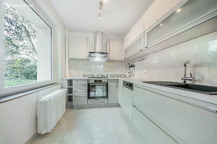 Prodej bytu 2+kk 43 m² Mezipolí, Praha - Michle