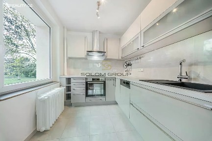 Prodej bytu 2+kk 43 m² Mezipolí, Praha - Michle