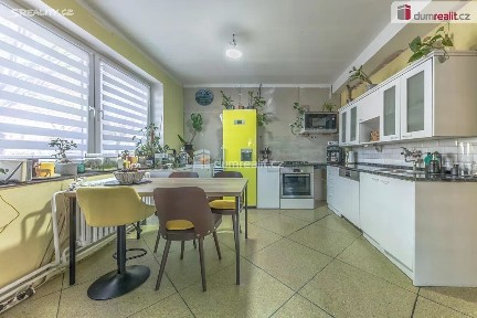 Prodej rodinného domu 209 m², pozemek 596 m² Spojenců, Praha - Horní Počernice