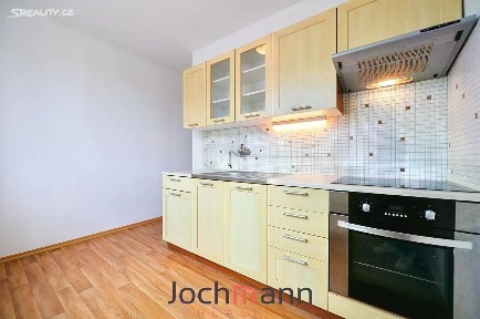 Prodej bytu 2+1 47 m² Nádražní, Zliv