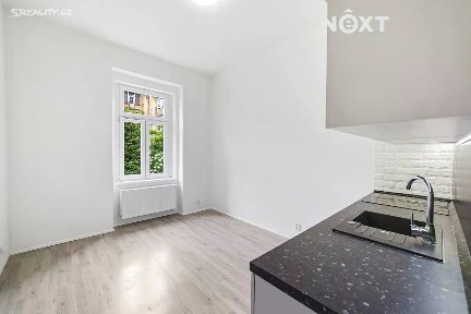 Prodej bytu 2+kk 50 m² V zahradách, Praha - Libeň