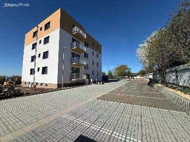 Prodej kanceláře 25 m² Holice