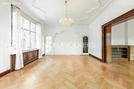 Pronájem kanceláře 300 m² Slunná, Praha - Střešovice