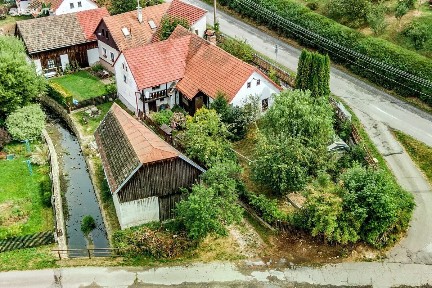Prodej rodinného domu 125 m², pozemek 689 m² Strmilov - Česká Olešná