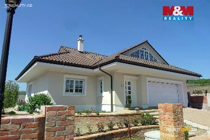 Prodej rodinného domu 235 m², pozemek 932 m² Dubí