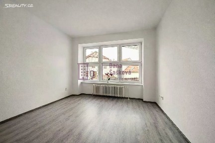 Pronájem bytu 1+kk 23 m² Nádražní, Jindřichův Hradec - Jindřichův Hradec II