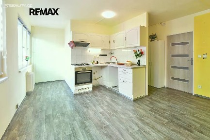 Prodej bytu 2+kk 47 m² V Koutech, Hradec Králové - Pražské Předměstí