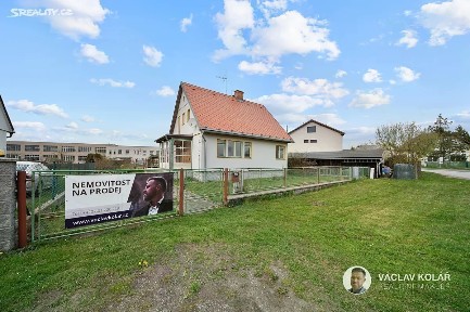 Ostroměř, Jičín, Domoslavická