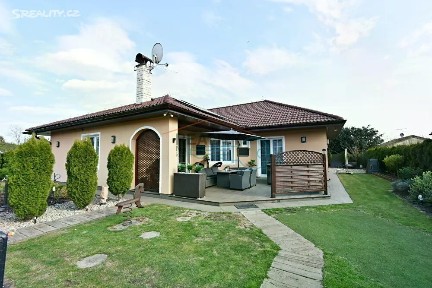 Prodej rodinného domu 137 m², pozemek 1035 m² Pětihosty