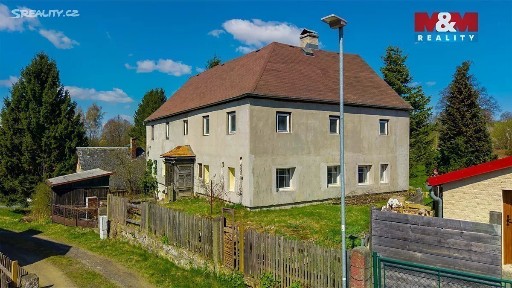 Prodej rodinného domu 180 m², pozemek 575 m²