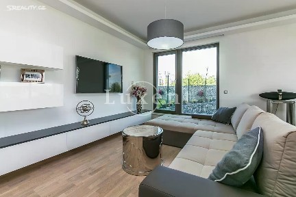 Pronájem bytu 3+kk 156 m² Devonská, Praha - Hlubočepy