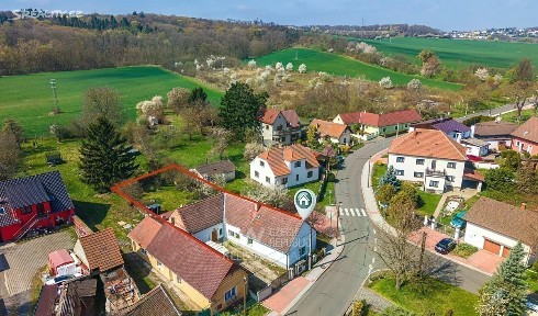 Hlavní, Bořanovice