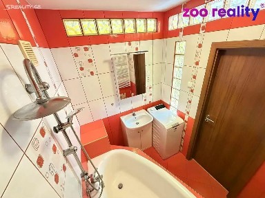 Prodej bytu 2+1 55 m² Kundratická, Chomutov