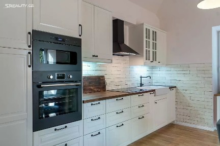 Pronájem bytu 2+kk 46 m² Chorušice