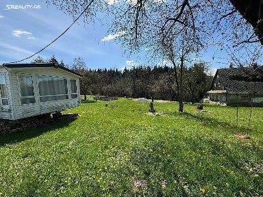 Prodej rodinného domu 272 m², pozemek 13500 m² Helvíkovice