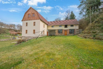 Prodej ubytovacího zařízení 594 m²