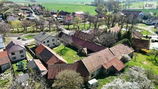 Prodej rodinného domu 300 m², pozemek 2907 m² Hostomice - Radouš