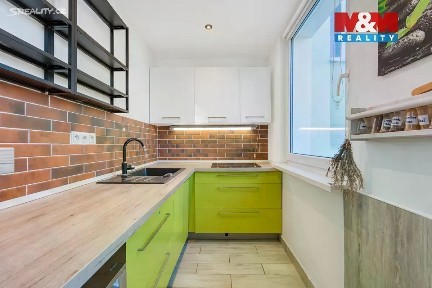 Prodej bytu 4+1 79 m² Komenského, Plzeň - Severní Předměstí
