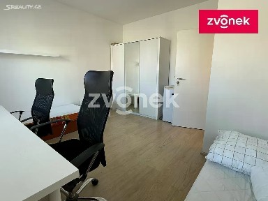 Pronájem bytu pokoje 16 m² Štefánikova, Zlín