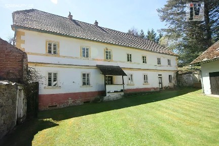 Prodej zemědělské usedlosti 460 m², pozemek 820 m² Nečtiny - Račín