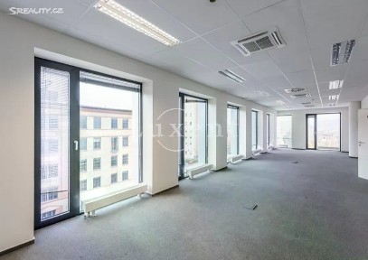 Pronájem kanceláře 390 m² Jankovcova, Praha - Holešovice