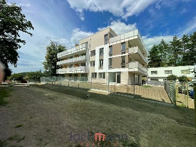 Pronájem bytu 1+kk 26 m² U Parku, Hluboká nad Vltavou