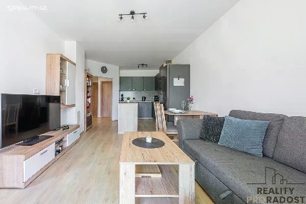 Prodej bytu 4+kk 80 m² Vochov