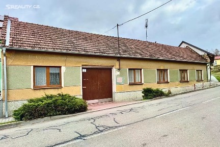 Prodej rodinného domu 140 m², pozemek 1563 m² Uhřice
