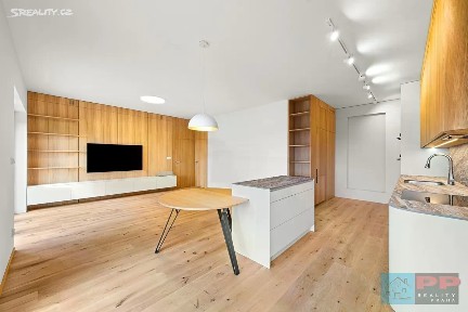 Pronájem rodinného domu 141 m², pozemek 259 m² Nad višňovkou, Praha - Ruzyně