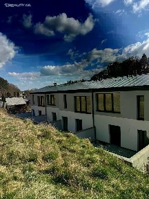 Prodej rodinného domu 160 m², pozemek 360 m² Bělá pod Bezdězem
