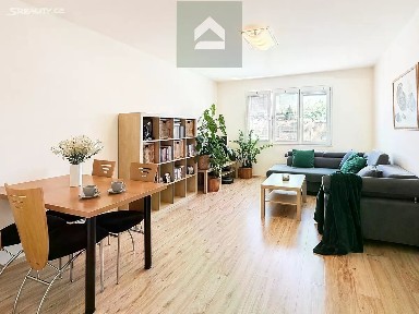 Prodej bytu 3+1 77 m² Dlouhá, Plzeň - Lobzy