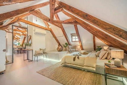 Prodej bytu 4+kk 267 m² V Jirchářích, Praha - Nové Město