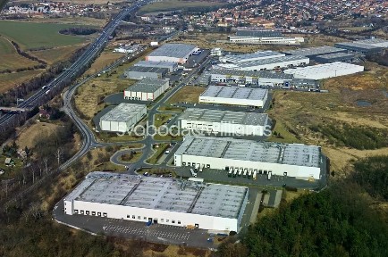 Pronájem výrobní haly, prostoru 12942 m²