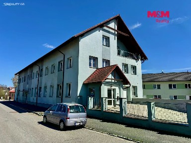 Pronájem skladového prostoru 196 m²