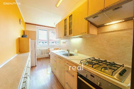 Pronájem bytu 2+1 54 m² Hutník, Veselí nad Moravou