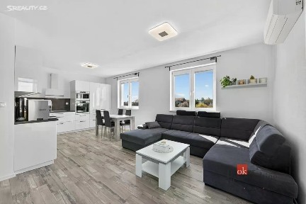Prodej bytu 4+kk 80 m² Vochov