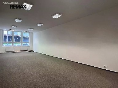 Pronájem kanceláře 58 m² Na Vyhlídce, Rosice