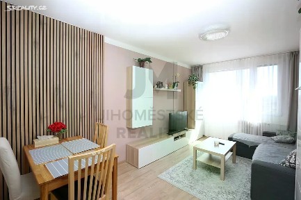 Prodej bytu 2+kk 42 m² Steinerova, Praha - Háje
