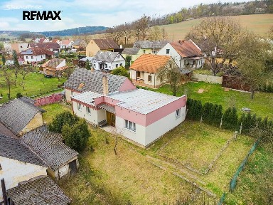 Prodej rodinného domu 146 m², pozemek 976 m² Ptenín