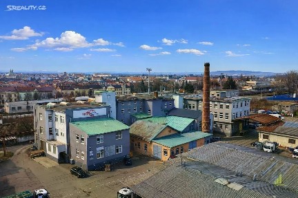 Prodej komerční nemovitosti 7353 m² Prostějov